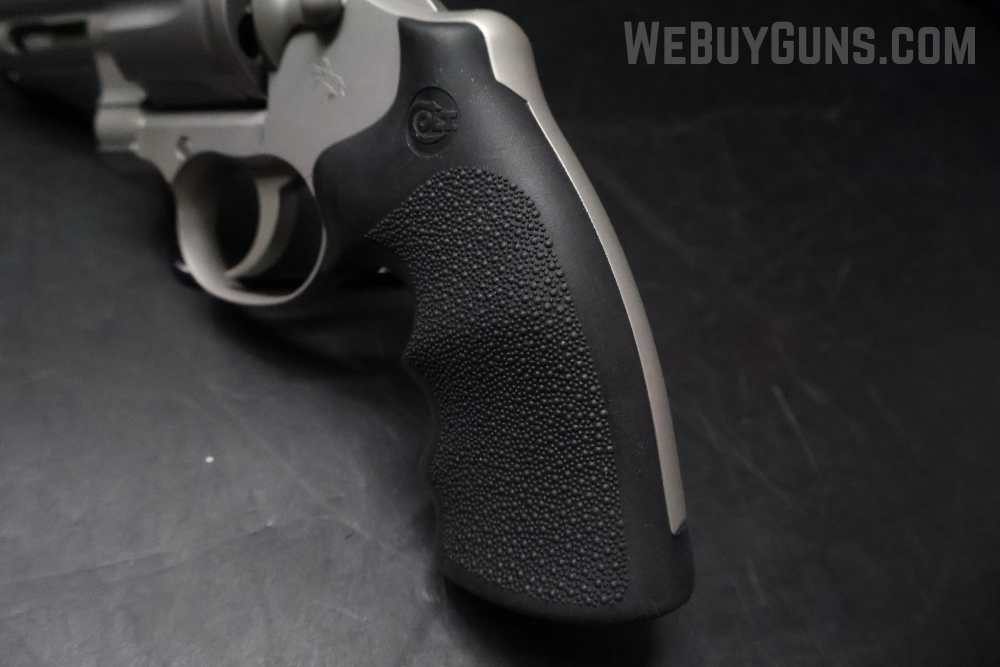 Colt Python Revolver .357 Magnum-img-9