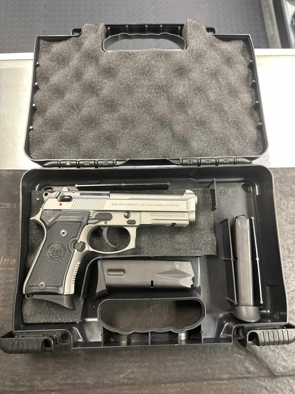Beretta 92FS Compact Inox-img-0