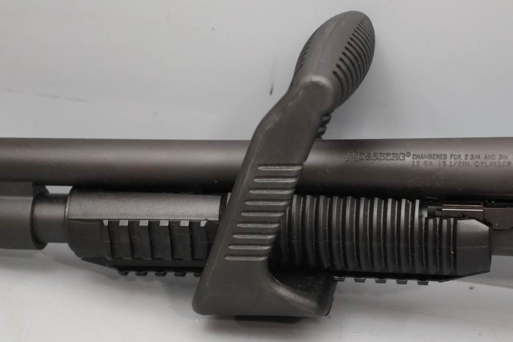 Mossberg Model 590 Cruiser Chainsaw 3" 12GA 18.5" w/ Box - NEW --img-34