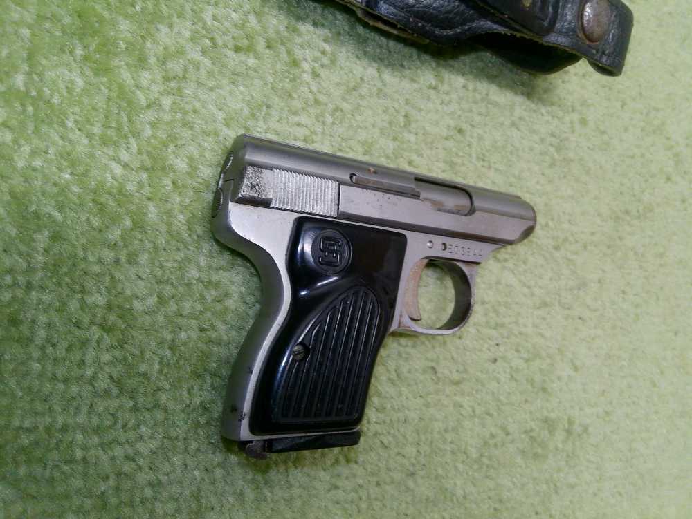 Sterling Arms 22LR Stainless X2 Mags 2" Nice Shape!-img-6