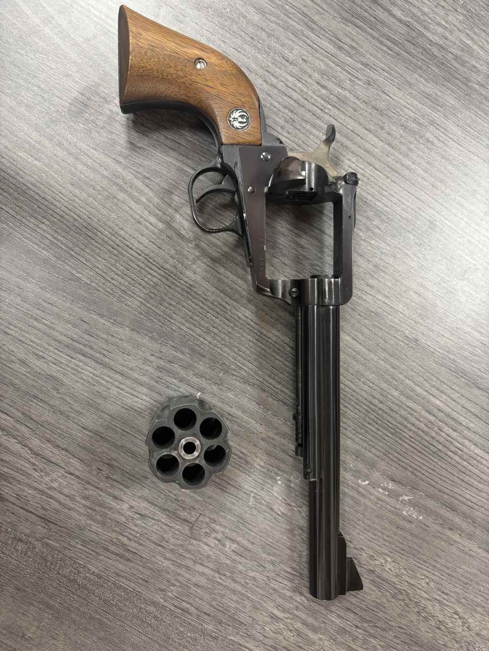 Ruger New Model Blackhawk in 45 Long Colt-img-9