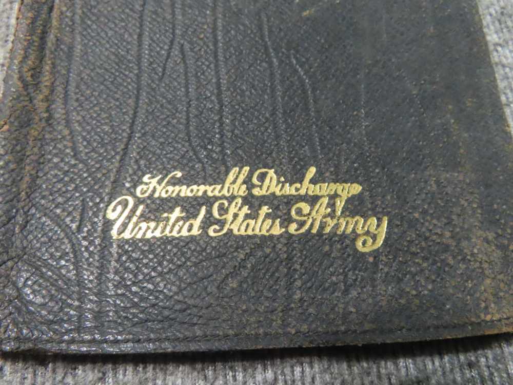 WWI US ARMY AND GERMAN AMMO POUCH-MESS KIT-LEGGINGS-MEAT TIN-PUTTEE-img-1