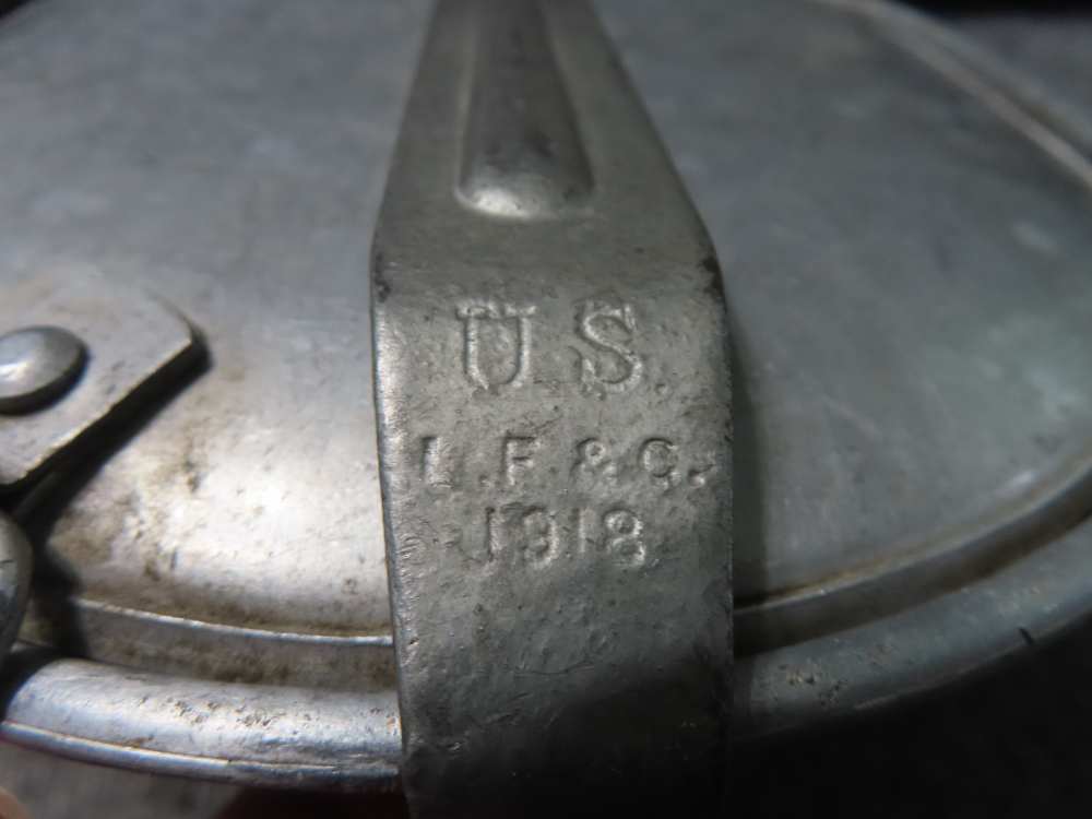 WWI US ARMY AND GERMAN AMMO POUCH-MESS KIT-LEGGINGS-MEAT TIN-PUTTEE-img-13