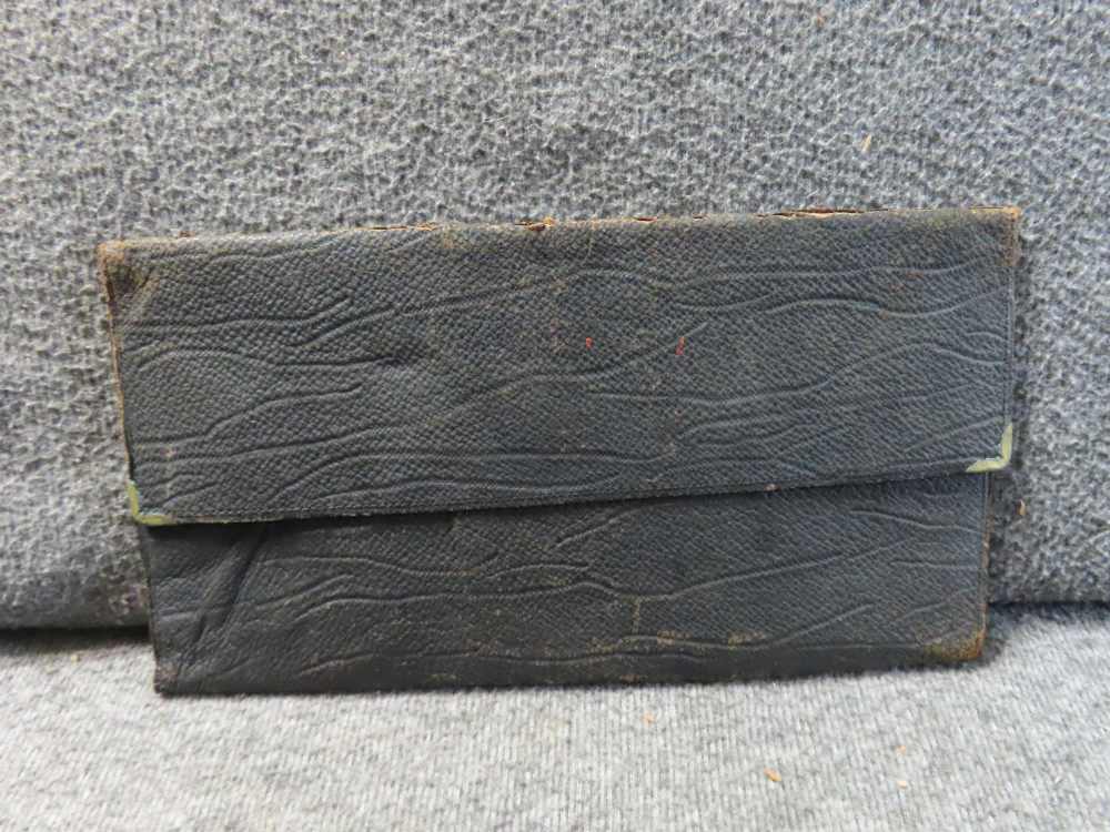 WWI US ARMY AND GERMAN AMMO POUCH-MESS KIT-LEGGINGS-MEAT TIN-PUTTEE-img-4
