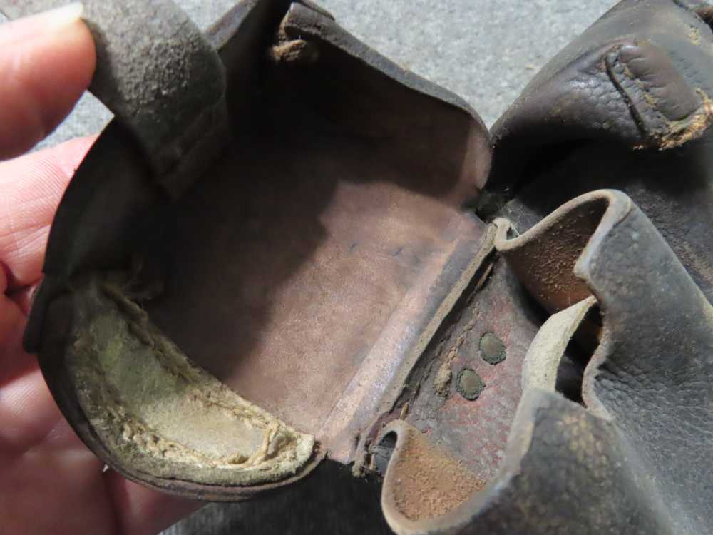 WWI US ARMY AND GERMAN AMMO POUCH-MESS KIT-LEGGINGS-MEAT TIN-PUTTEE-img-20
