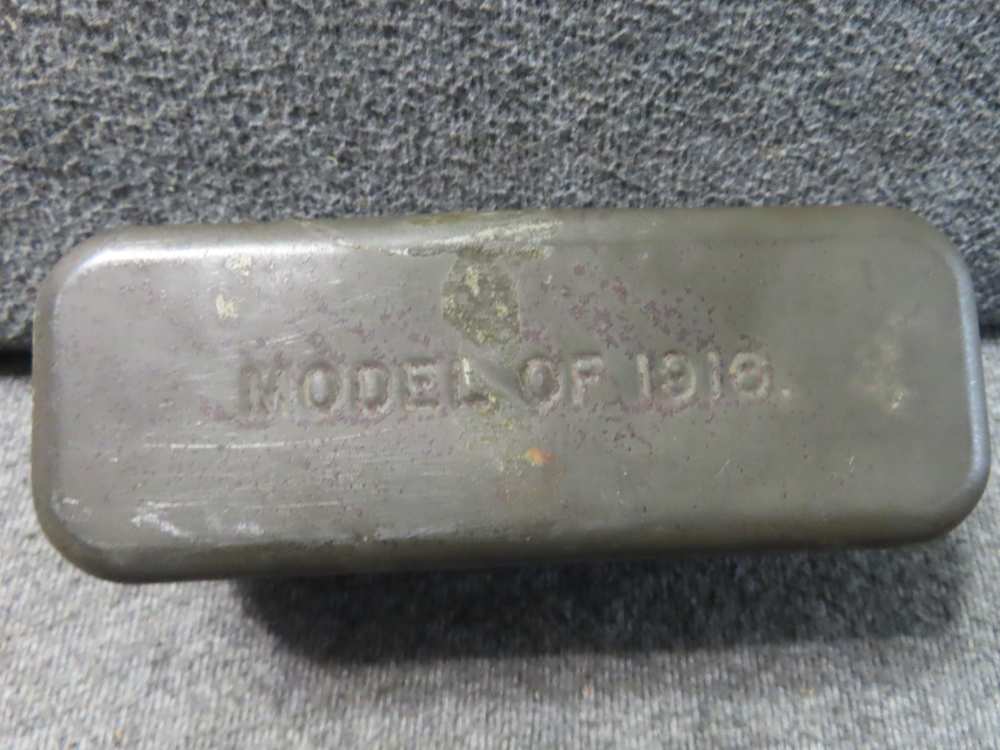 WWI US ARMY AND GERMAN AMMO POUCH-MESS KIT-LEGGINGS-MEAT TIN-PUTTEE-img-9