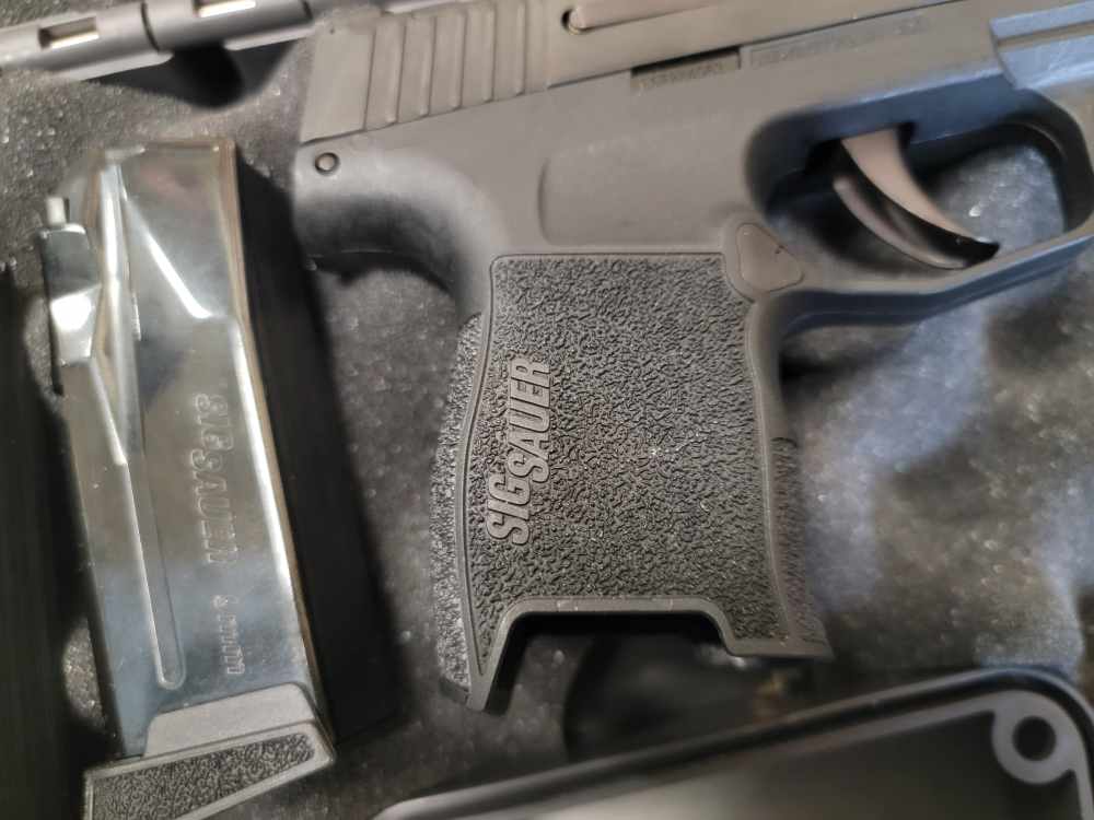 Sig Sauer P365 Micro 9mm 3.1" Optic Ready LNIB-img-7