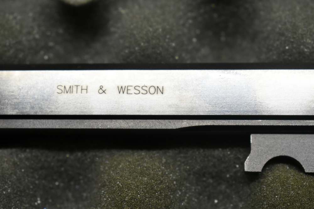 smith and Wesson 41 22lr-img-9