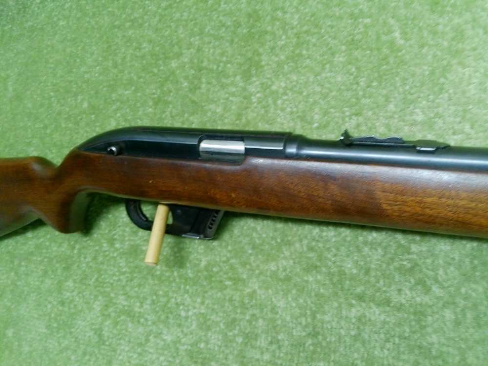 Winchester Model 77 22LR 22" X1 10rnd Mag Excellent Condition! -img-23