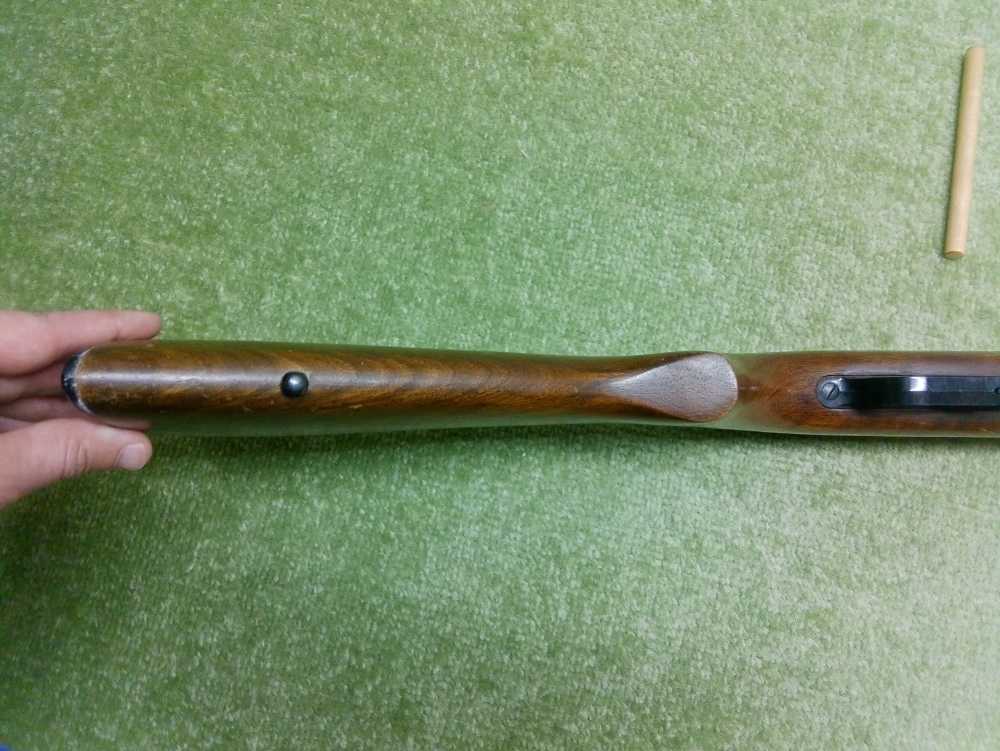 Winchester Model 77 22LR 22" X1 10rnd Mag Excellent Condition! -img-29