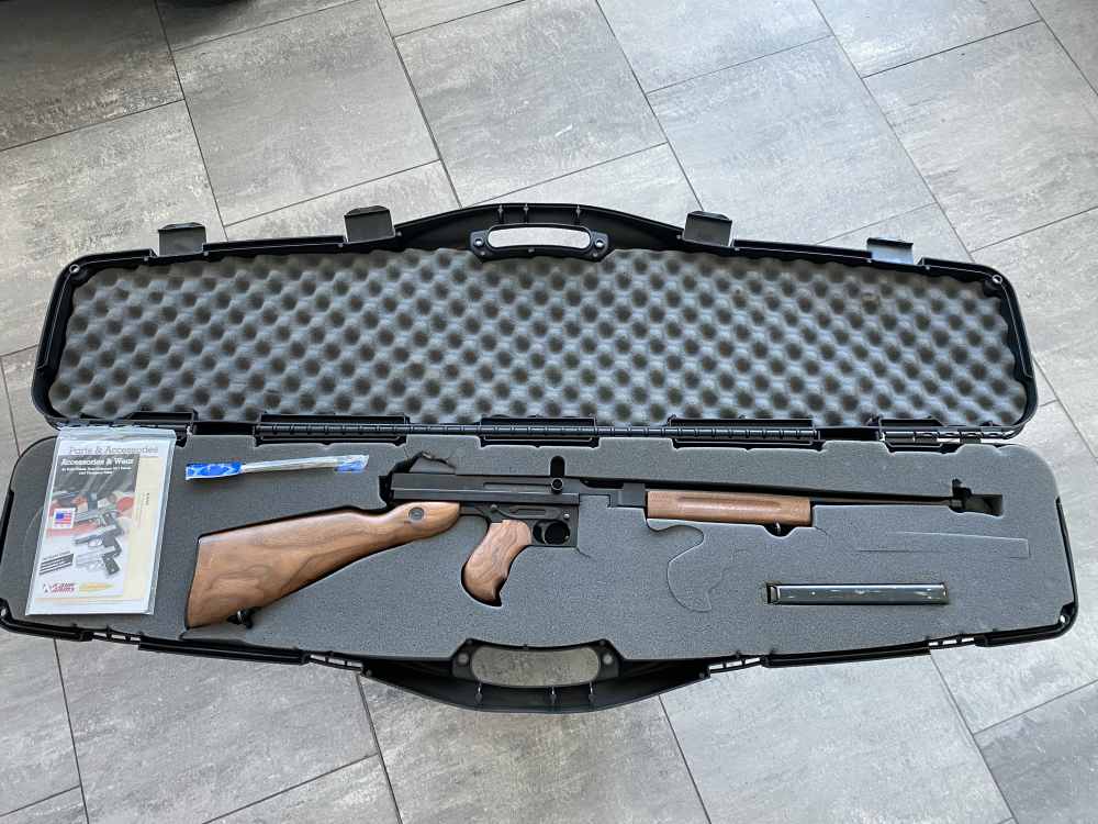Auto Ordnance Thompson Carbine 45 ACP Great Condition No Reserve Auction-img-2