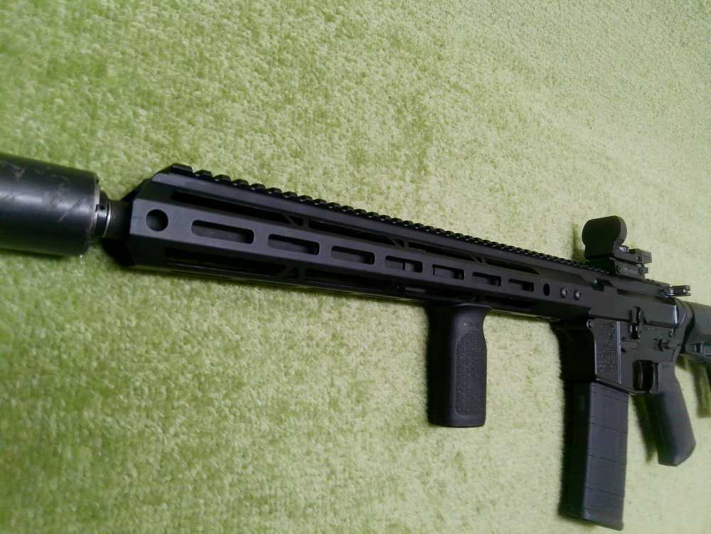Bear Creek BCA15 5.56NATO 16" w/ Firefield Red/Green Dot Nice Shape!-img-9