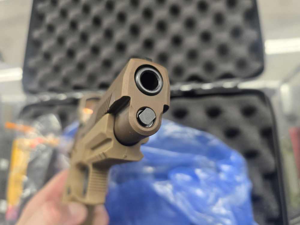 SIG M17 P320 WITH LEUPOLD DELTA POINT PRO-img-5