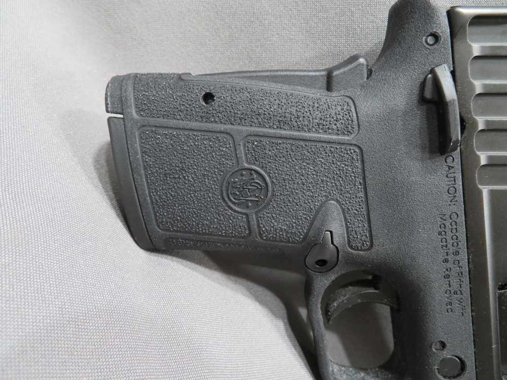 Smith & Wesson Equalizer 9mm LNIB-img-6