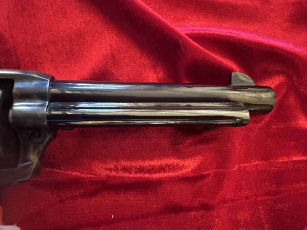 STUNNING Colt Single Action Army, P3850, .38-40, 5.5” 1996, UNFIRED-img-9
