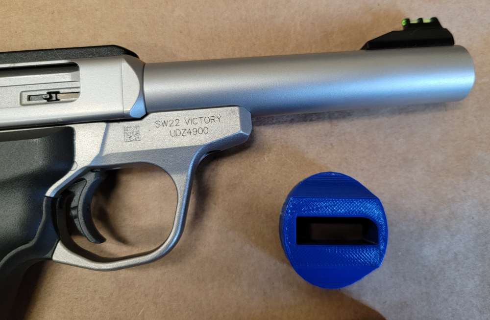 Smith & Wesson SW22 Victory .22 LR 5.5" W/ 2 Magazines-img-7