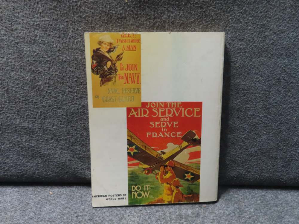 AMERICAN POSTERS OF WORLD WAR- A PRICE AND COLLECTOR'S GUIDE-img-1