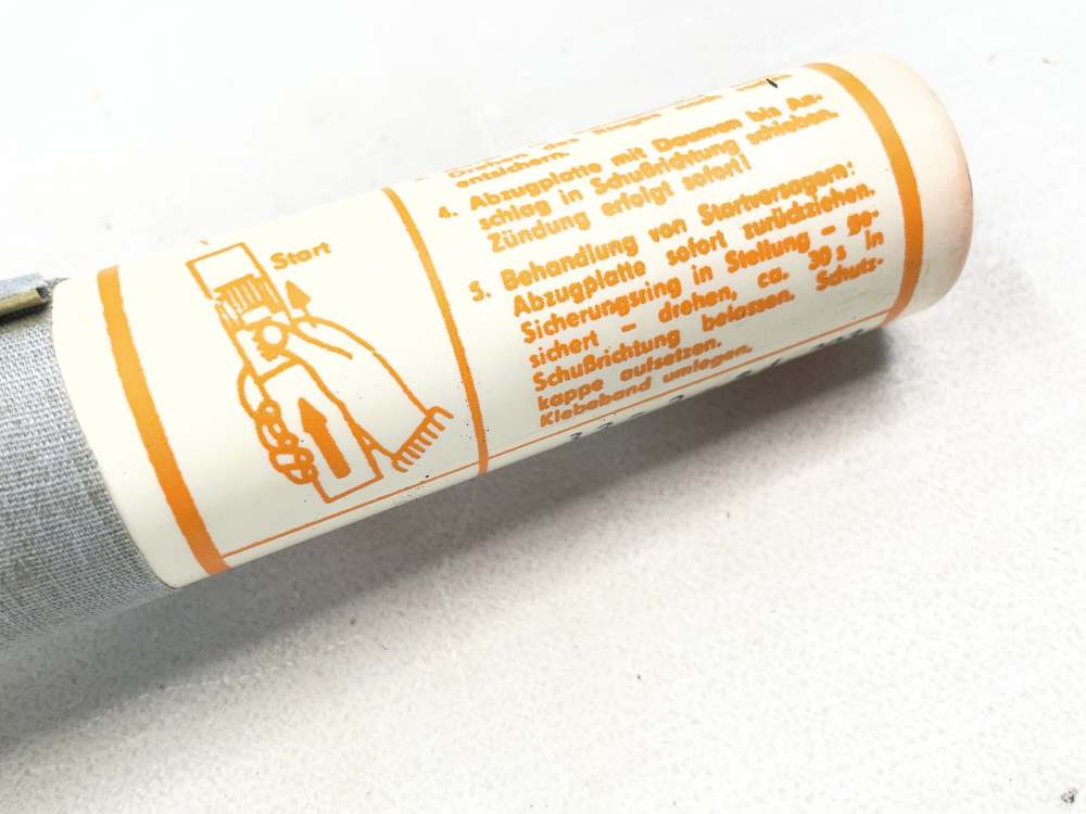 4 x Vintage German Hand Held Signal Flare Model 250 1984 Combloc-img-6