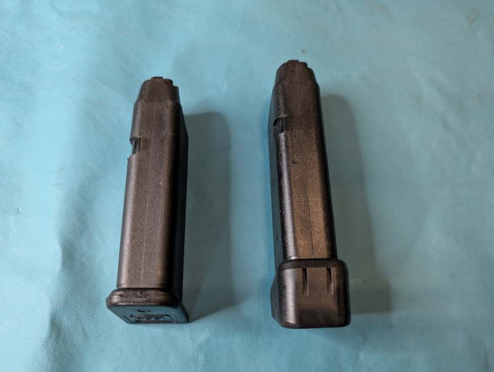 TWO U Notch Glock 19 9mm Magazine ONE 15rd ONE 15rd w/ +2 Extension-img-3