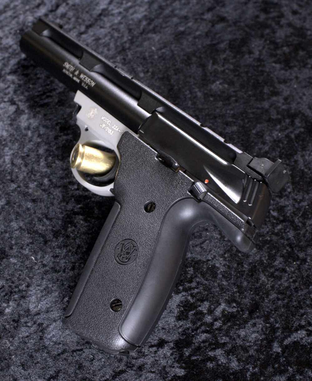 PENNY AUCTION!! Lovely Smith & Wesson 22A-1 in .22LR-img-2