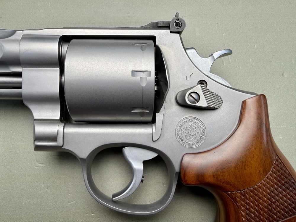 Smith & Wesson Model 627-5 Performance Center .357 Magnum – 8 Shot-img-7