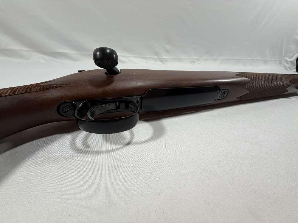REMINGTON 700 BOLT ACTION RIFLE 338 WIN MAG 24" BARREL-img-10