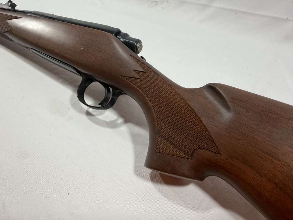REMINGTON 700 BOLT ACTION RIFLE 338 WIN MAG 24" BARREL-img-1
