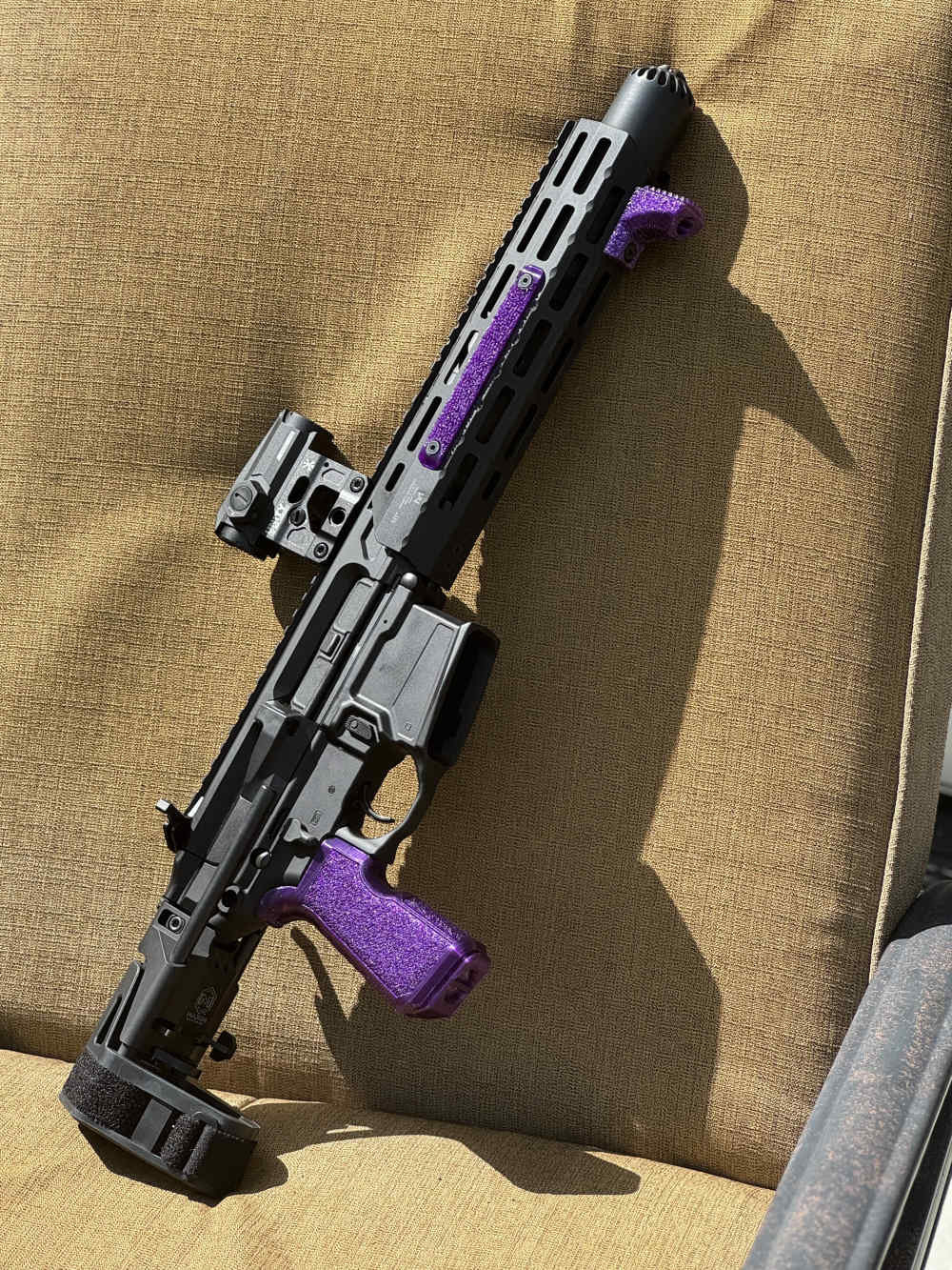 AR-15 Mil-Spec Grip | M-LOC Rail Covers | Barricade Hand Stop | Stippled-img-1