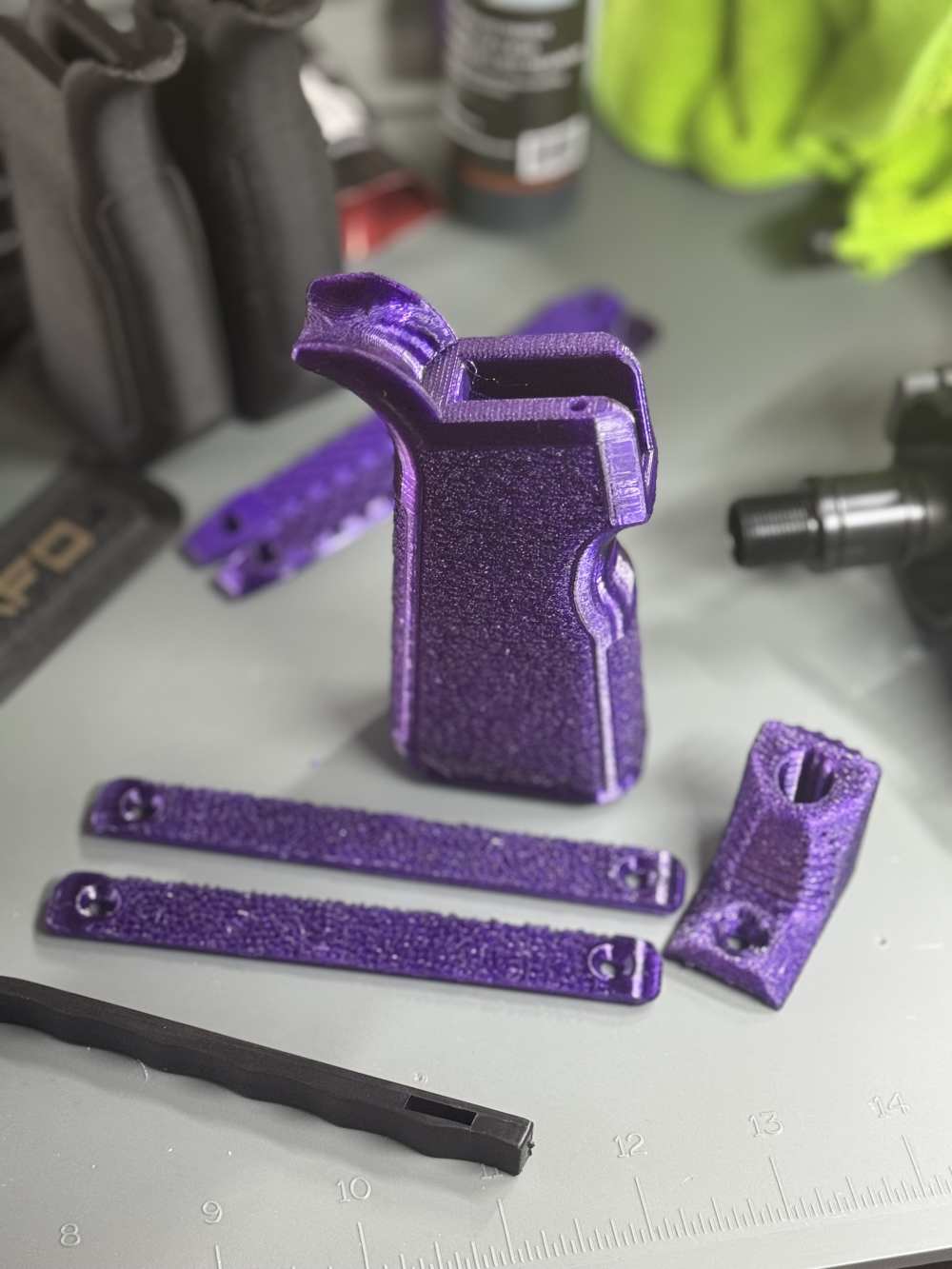 AR-15 Mil-Spec Grip | M-LOC Rail Covers | Barricade Hand Stop | Stippled-img-2