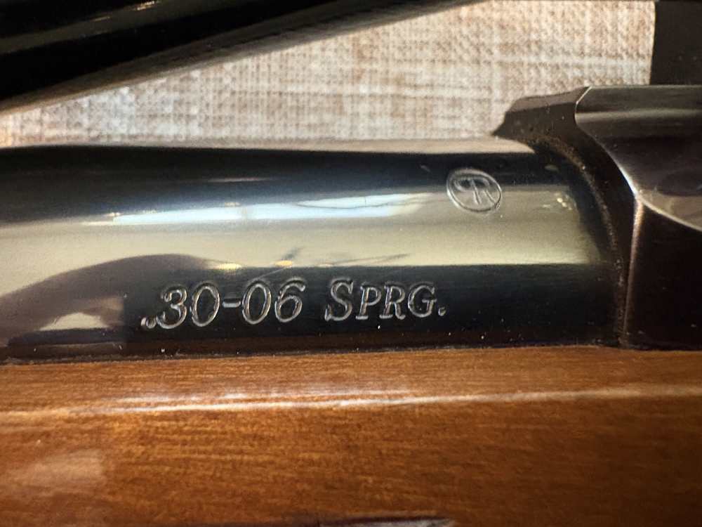 Ruger M77 - .30-06 SPRG - 1980 - Tang Safety - w/ Bushnell RED pad-img-14