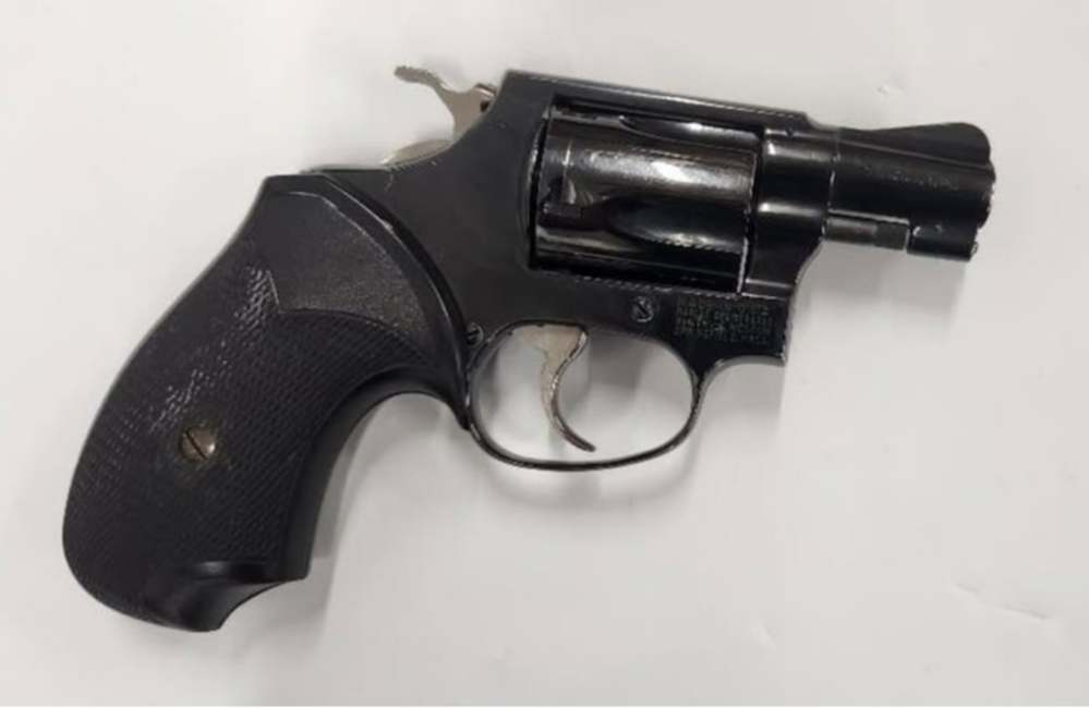 Pre Owned Smith & Wesson Model 36 No Dash .38 Special 5 Shot Revolver -img-18
