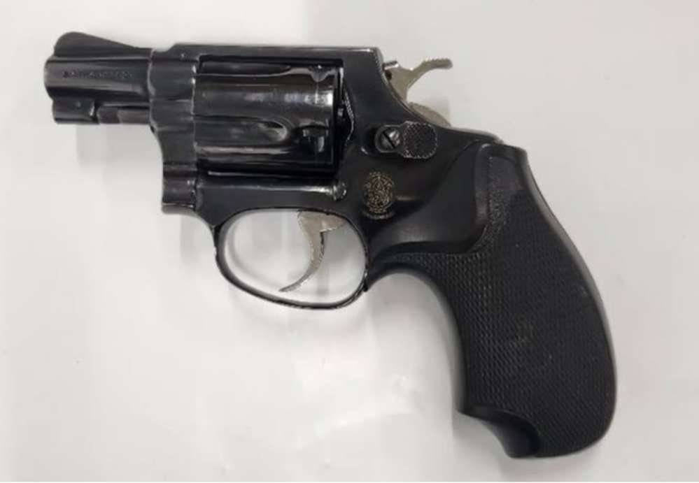 Pre Owned Smith & Wesson Model 36 No Dash .38 Special 5 Shot Revolver -img-14