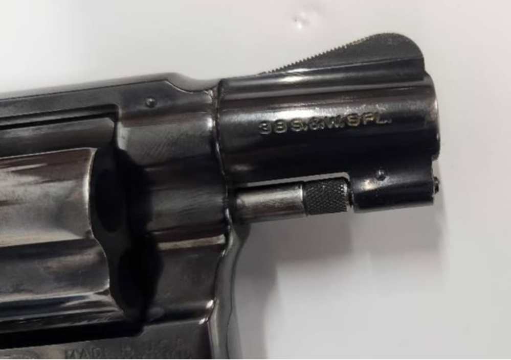 Pre Owned Smith & Wesson Model 36 No Dash .38 Special 5 Shot Revolver -img-5