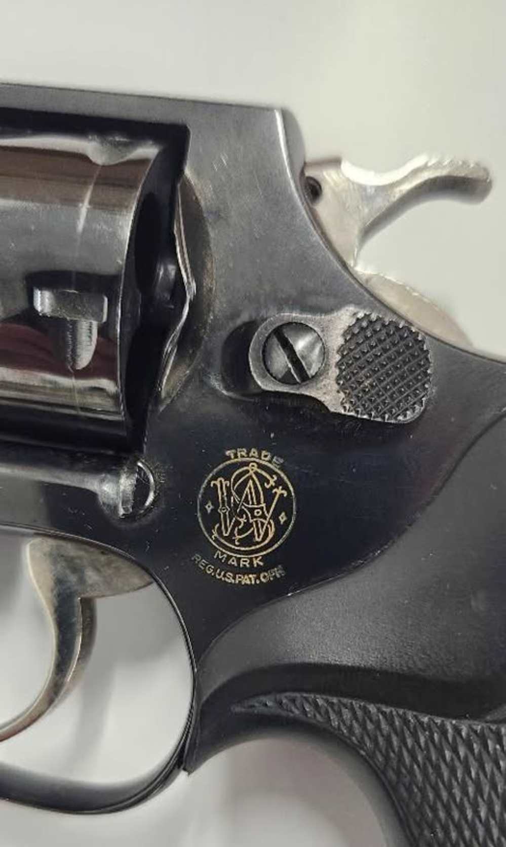 Pre Owned Smith & Wesson Model 36 No Dash .38 Special 5 Shot Revolver -img-8