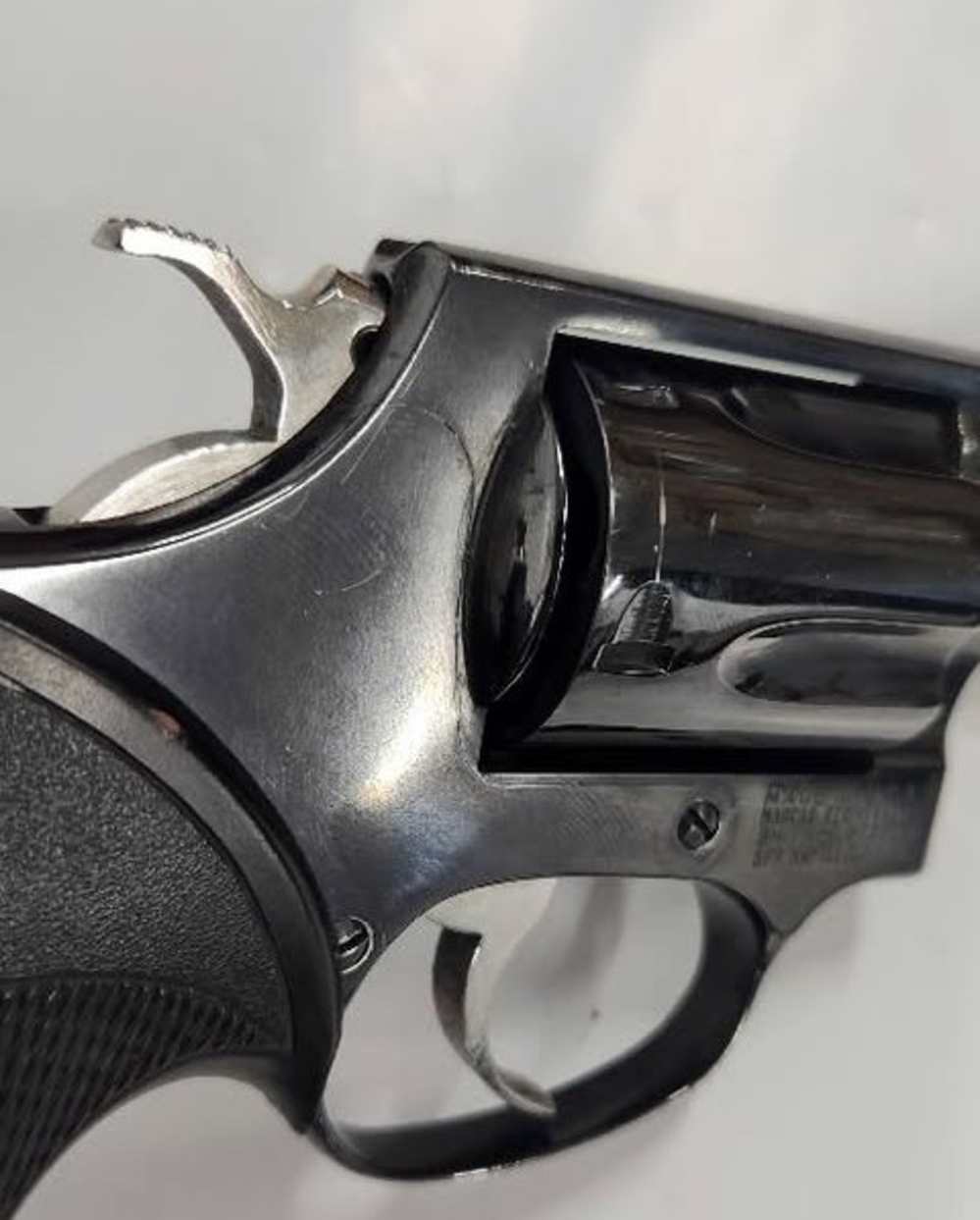 Pre Owned Smith & Wesson Model 36 No Dash .38 Special 5 Shot Revolver -img-9