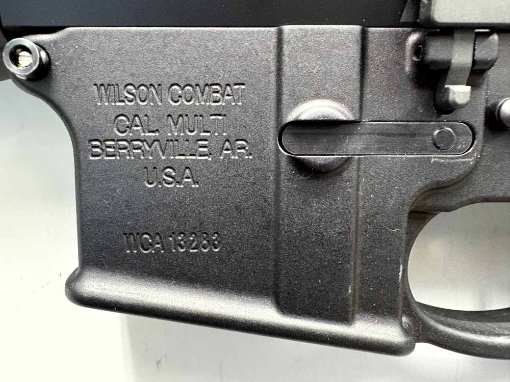 Wilson Combat AR15 - 5.56 w/ Leupold DP Pro and muzzle break - vgood cond.-img-11