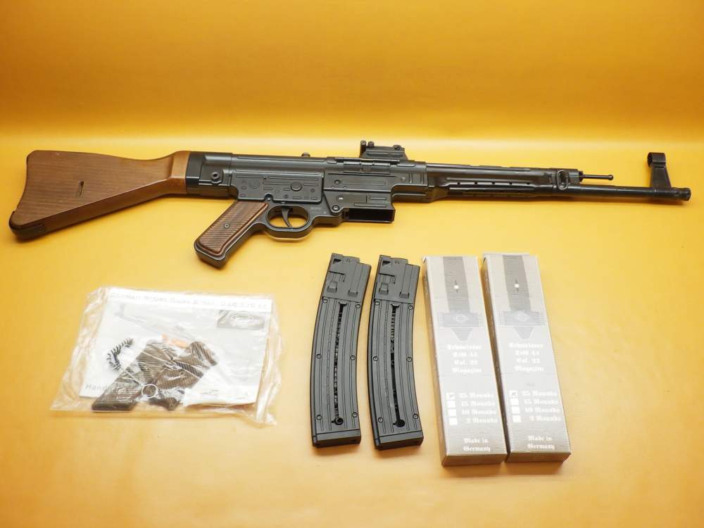 GSG STG44 .22LR 16.5"Bbl Four 25-Rnd Mags Original Wood Crate-img-31