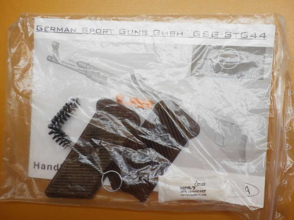 GSG STG44 .22LR 16.5"Bbl Four 25-Rnd Mags Original Wood Crate-img-33