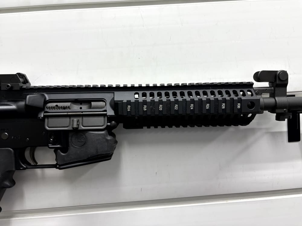 Colt M4 Carbine - 5.56 with Muzzle Break and ERGO grip, very good condition-img-4