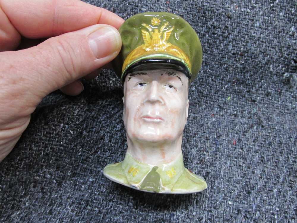 3" TALL GENERAL DOUGLAS MACARTHUR, DECORATIVE CREAMER, VINTAGE 1942 -img-5