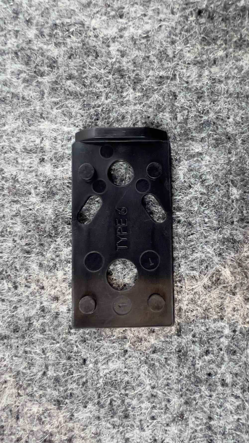 Smith & Wesson M&P9 M2.0 Optics-Ready 2 Magazines Org Box Excellent Cond-img-17