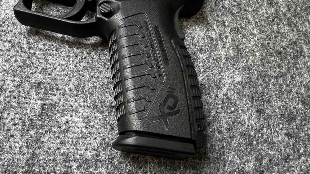 Springfield Armory XDM 9mm Used Pistol 4.5 Inch 3 Magazines-img-3