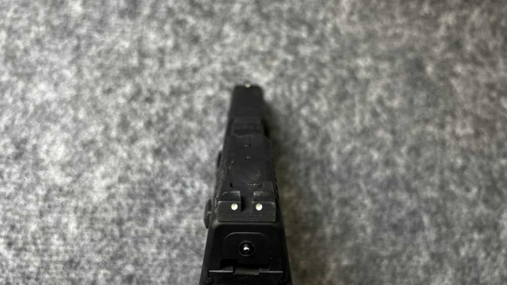 Springfield Armory XDM 9mm Used Pistol 4.5 Inch 3 Magazines-img-11
