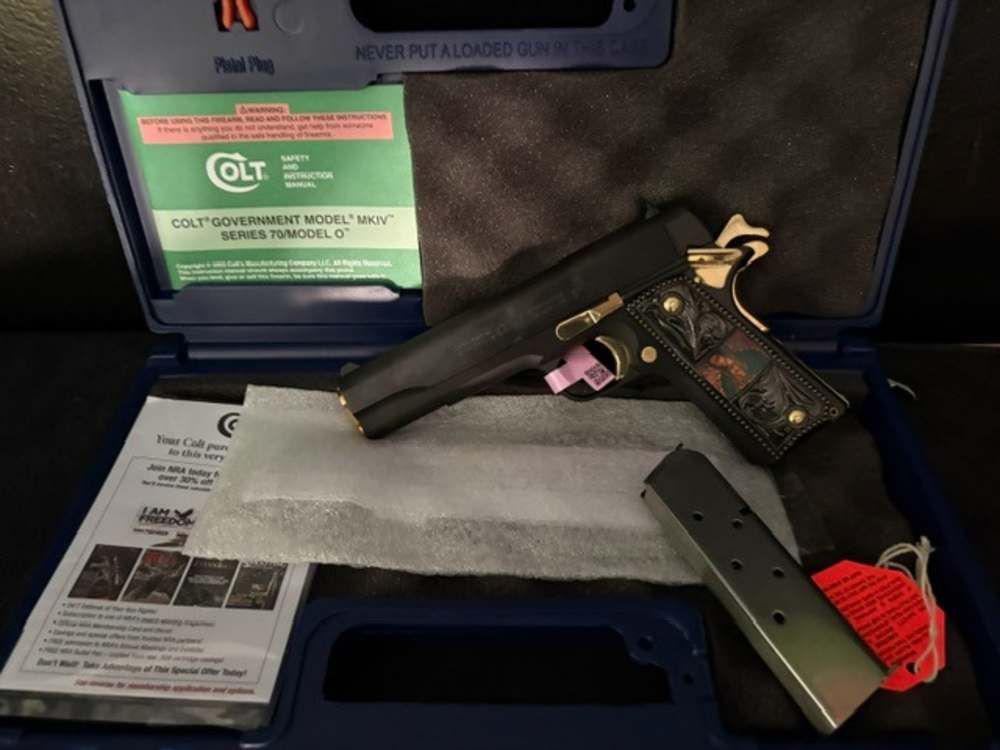 Colt 1911 Series 70 Government 45 ACP Black & Gold NR .01 start Penny-img-11