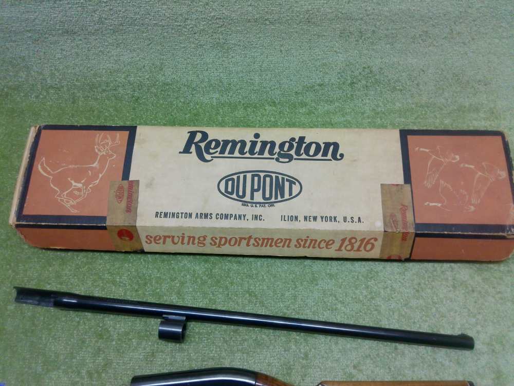 Remington 1100 12ga 28" Mod Mfg. 1968 Unfired in the Original Box!-img-47
