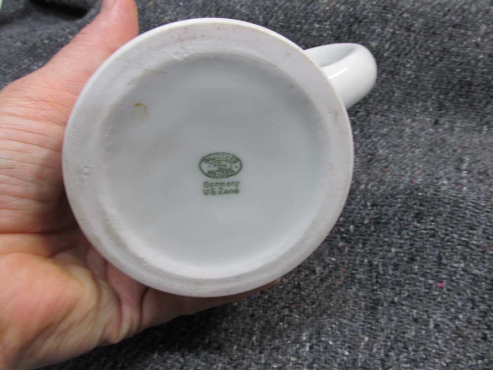 POST WWII GERMANY U.S. ZONE AIR FORCE FIGHTER GROUP "DINING HALL" MUG-NICE-img-4