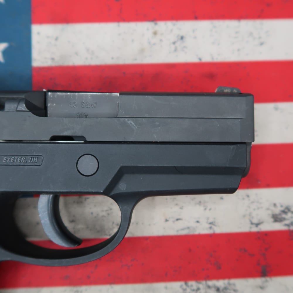 Sig Sauer P250 .40 S&W Compact Semi-Auto Pistol 3.9" DAO 2 MAGS-img-6