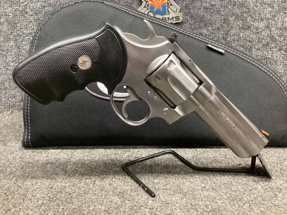 Colt King Cobra 1989 Stainless 6-Shoit Original Version Soft Case 4" Barrel-img-0