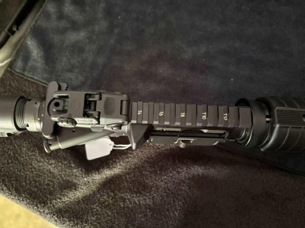2013 Law Enforcement M4 Carbine .01 Start Penny Auction NR -img-13
