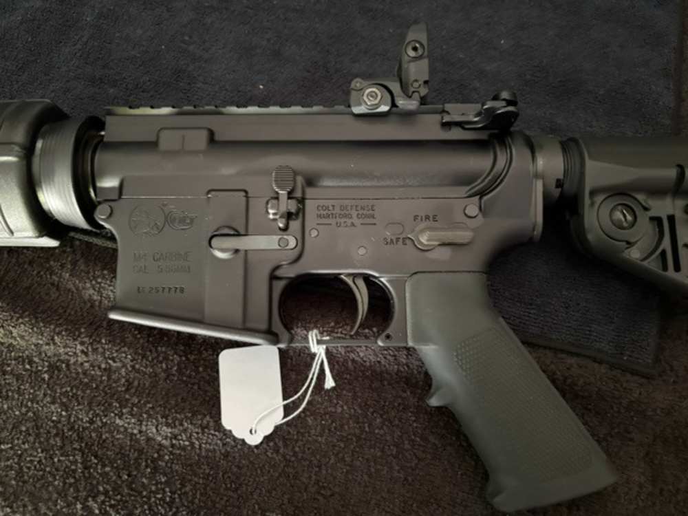 2013 Law Enforcement M4 Carbine .01 Start Penny Auction NR -img-2